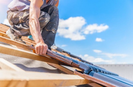 Les étapes essentielles d'une rénovation de toiture réussie et durable